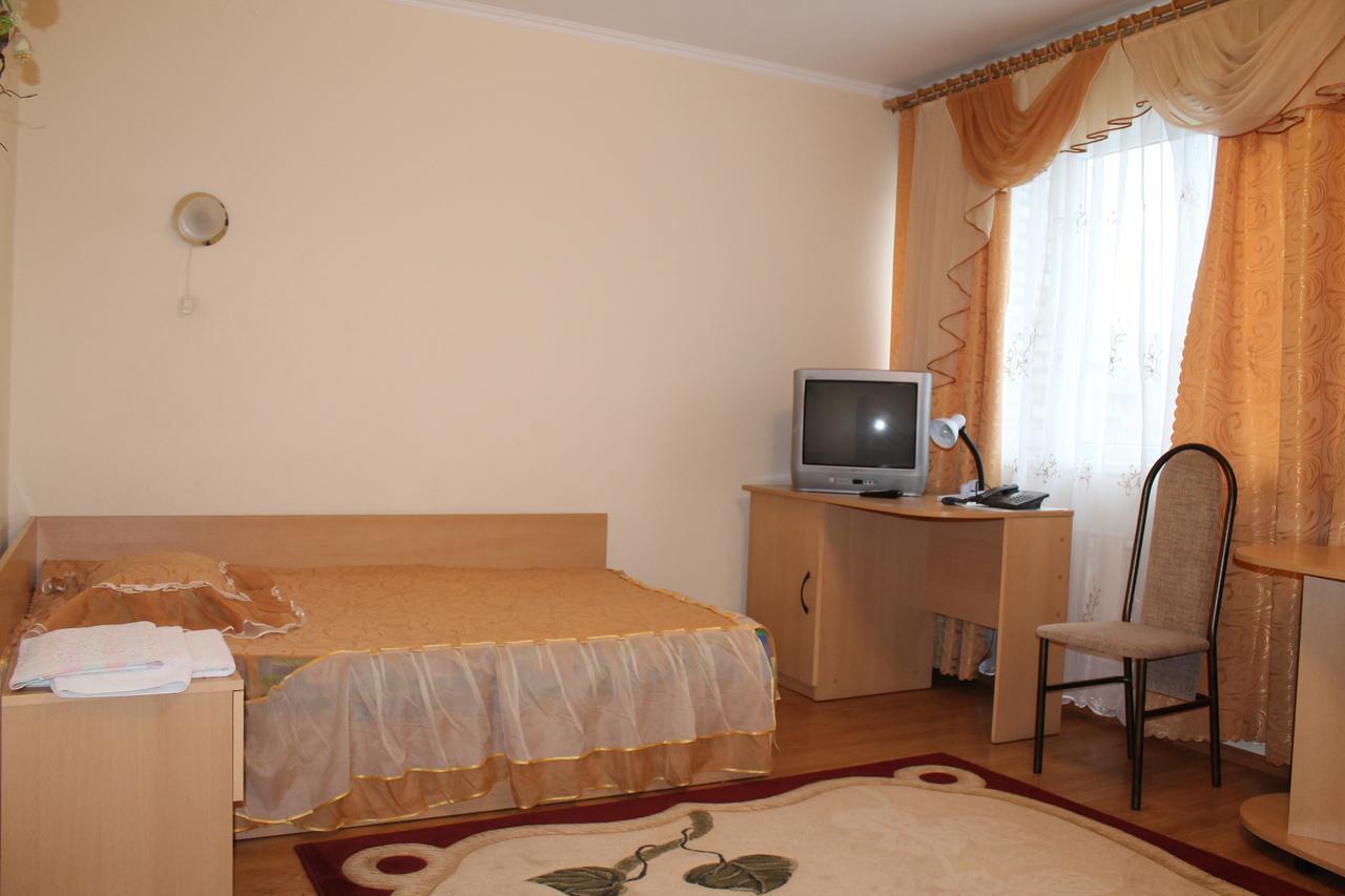 Hotel Belarus グロドノ エクステリア 写真